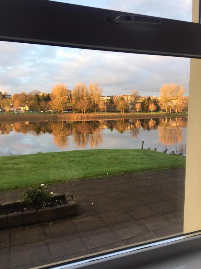 Coleraine Riverside Apartment Buitenkant foto